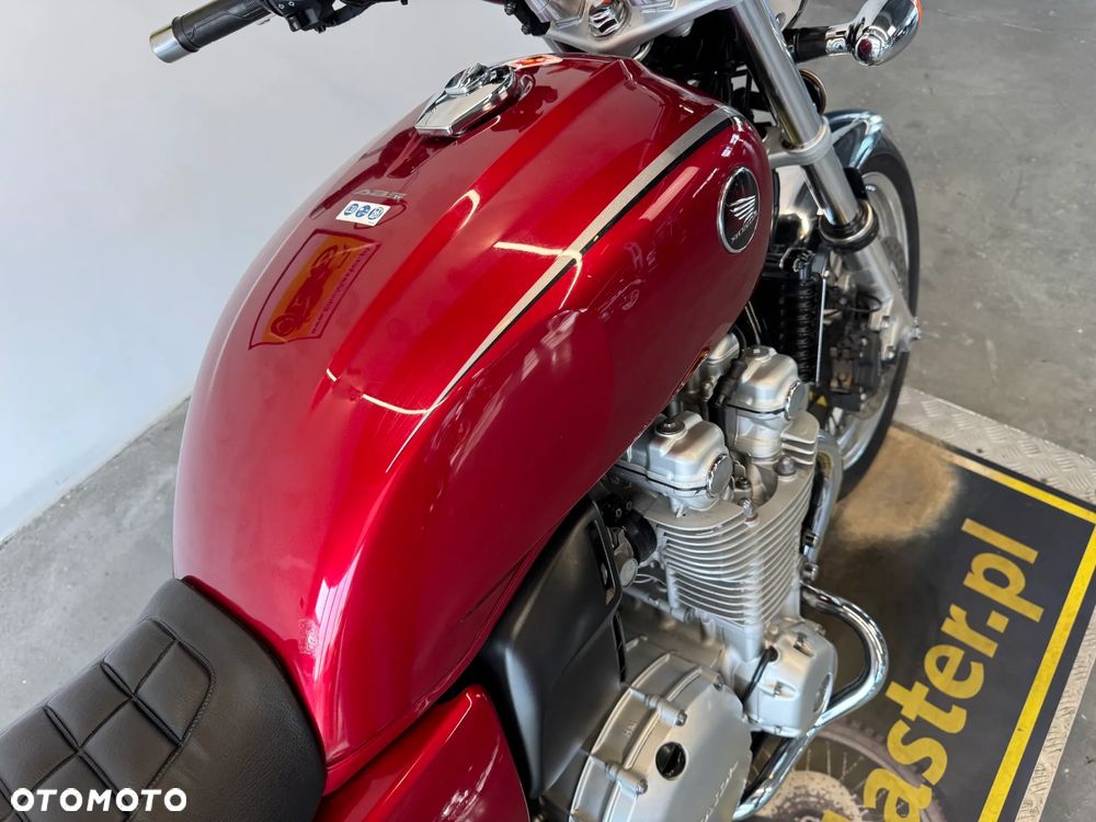 Honda CB - 17