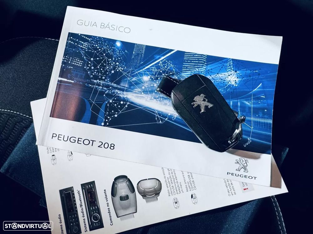 Peugeot 208 1.2 PureTech Style - 33
