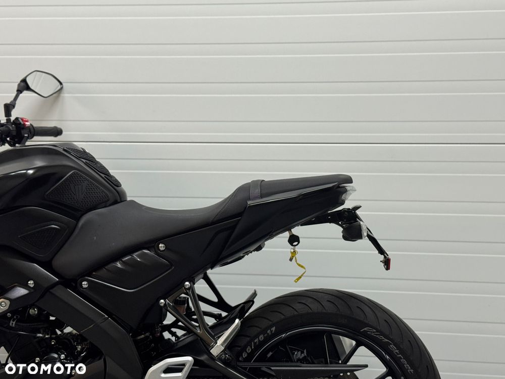 Yamaha MT - 12