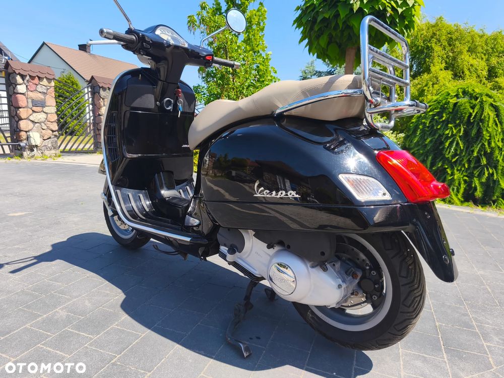 Vespa Grantourismo - 4