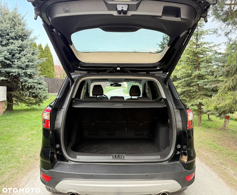 Ford Kuga 1.5 EcoBoost 2x4 Titanium - 34