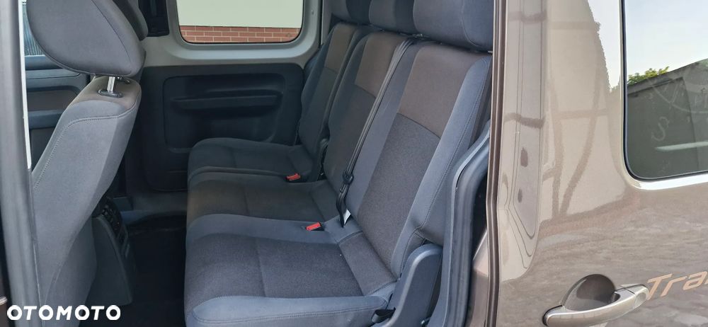 Volkswagen Caddy Comfortline DSG - 35