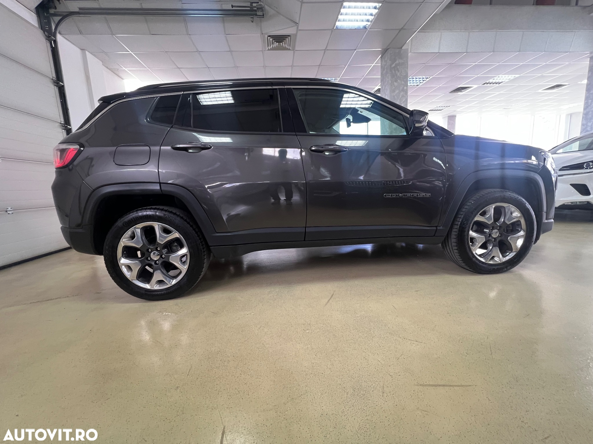 Jeep Compass 2.0 M-Jet 4x4 AT Limited - 8