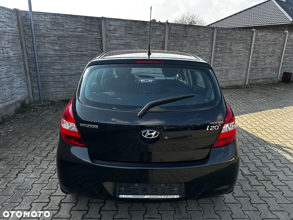 Hyundai i20 1.4 Comfort - 11