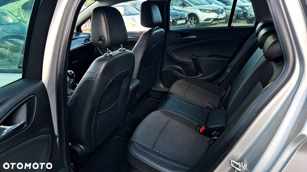 Opel Astra 1.4 Turbo Start/Stop Innovation - 33