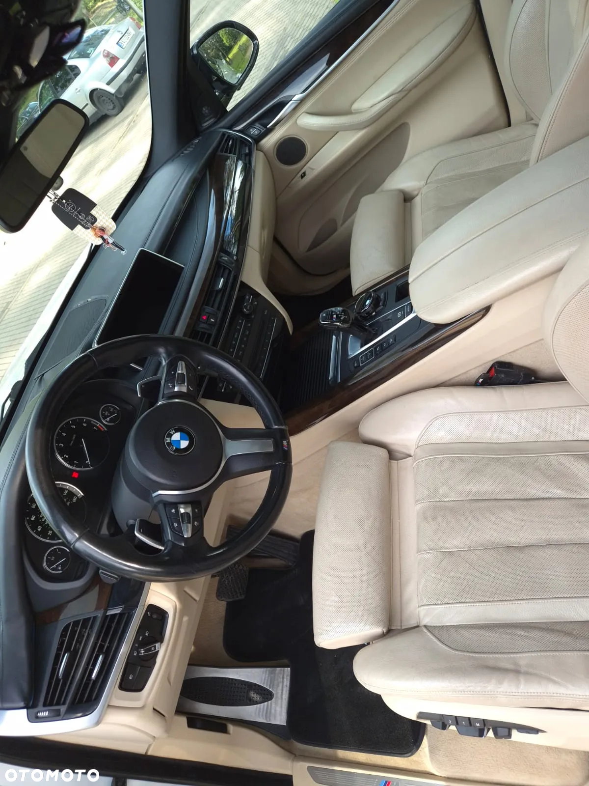 BMW X5 xDrive35i Sport-Aut - 33