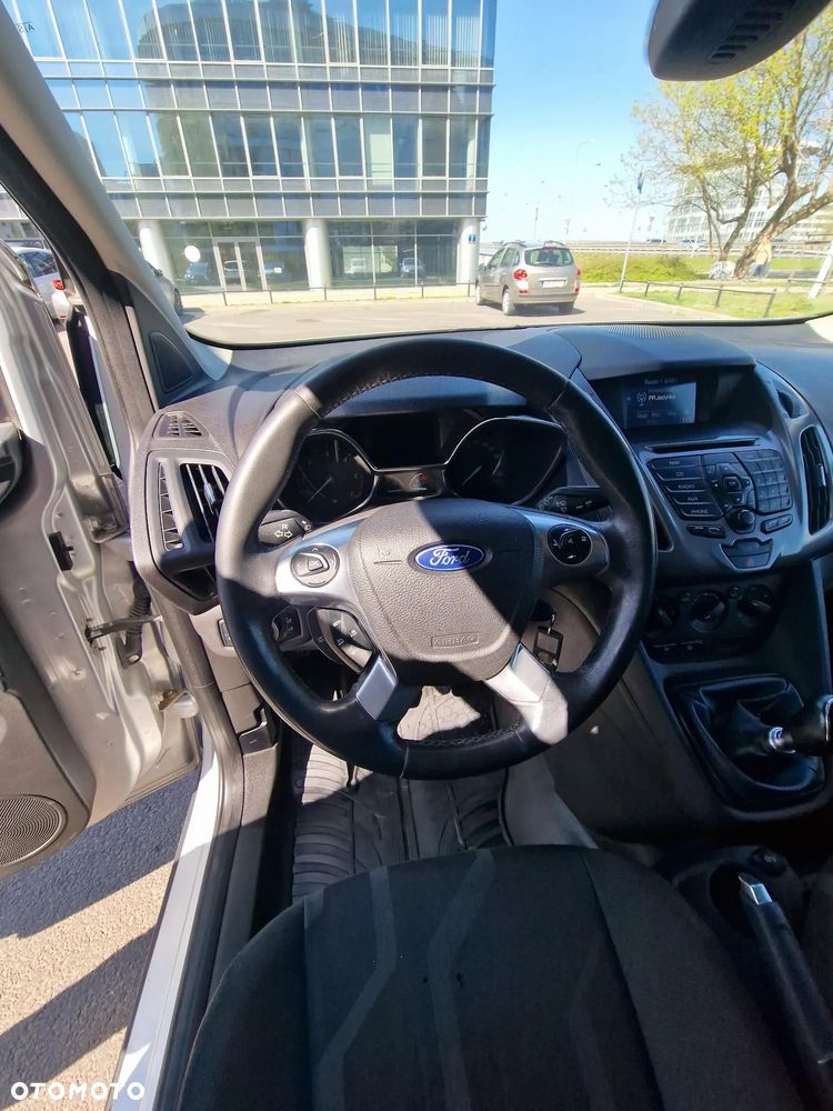 Ford Transit Connect - 16