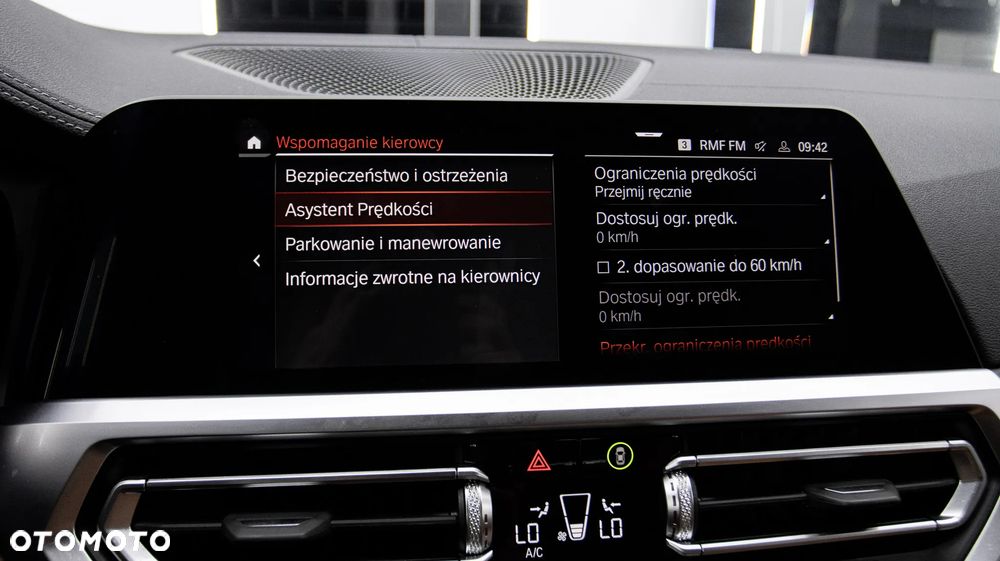 BMW Seria 3 320e Luxury Line - 30