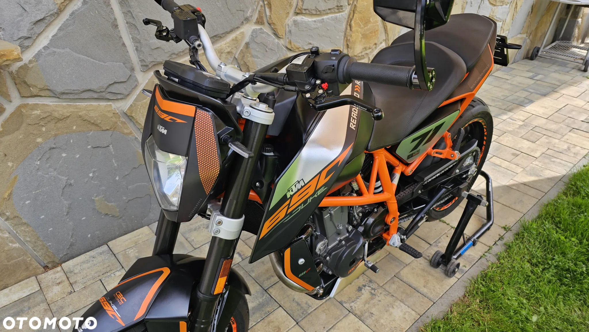 KTM Duke - 22