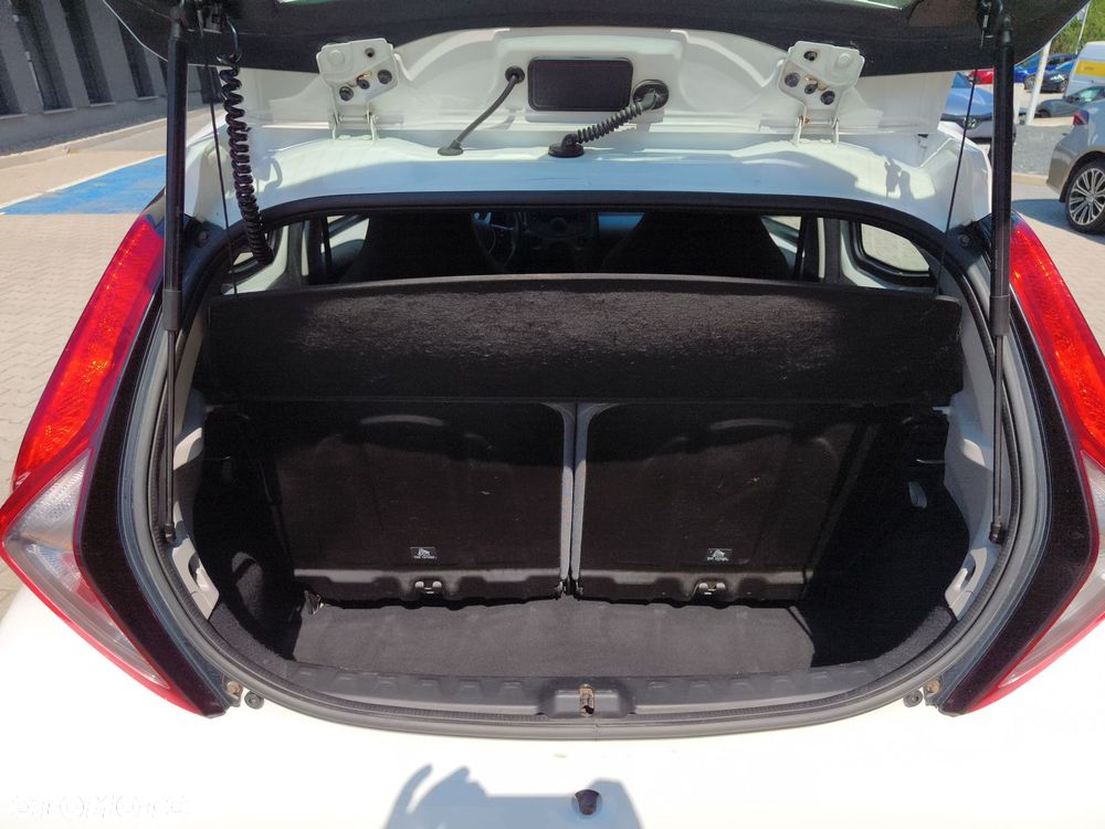 Toyota Aygo - 14