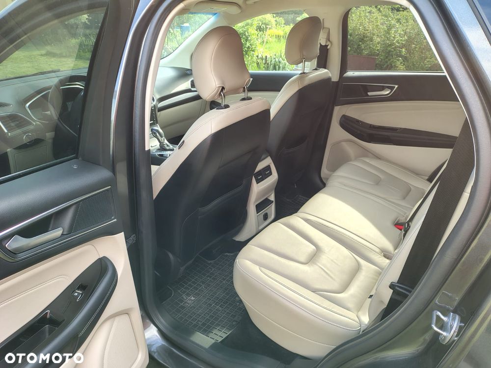 Ford Edge - 11