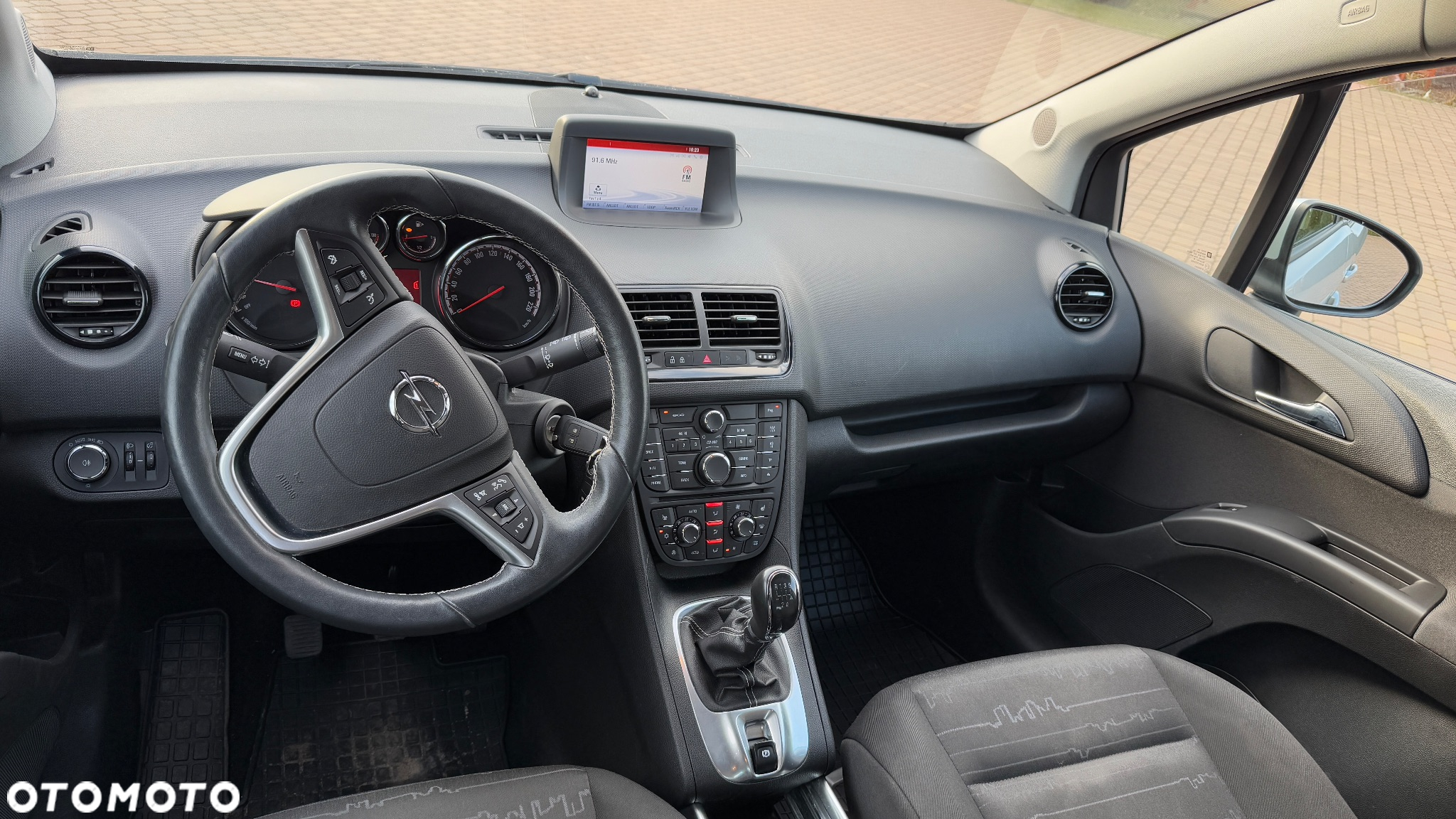 Opel Meriva 1.4 T Cosmo - 9