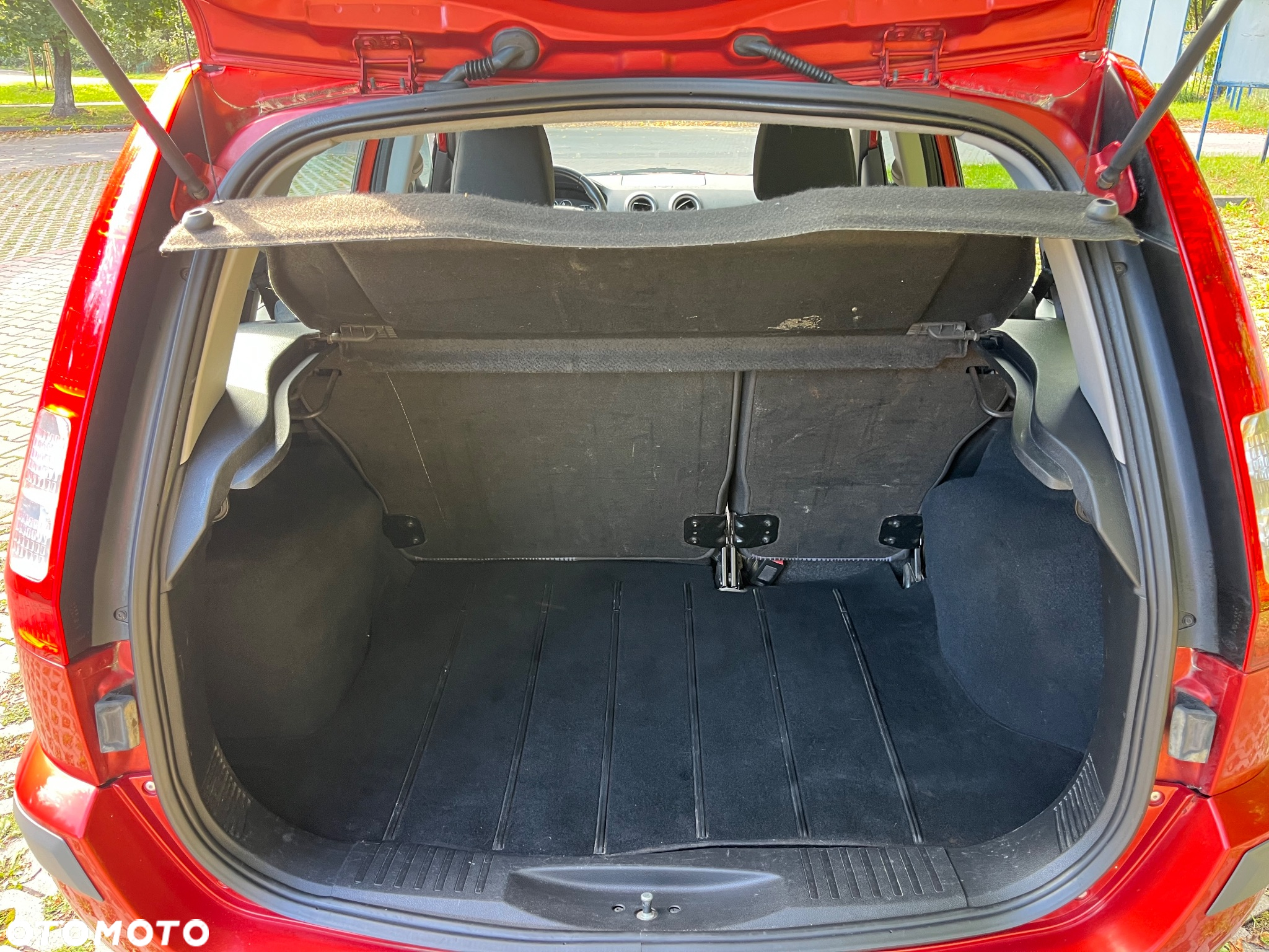 Ford Fusion - 16