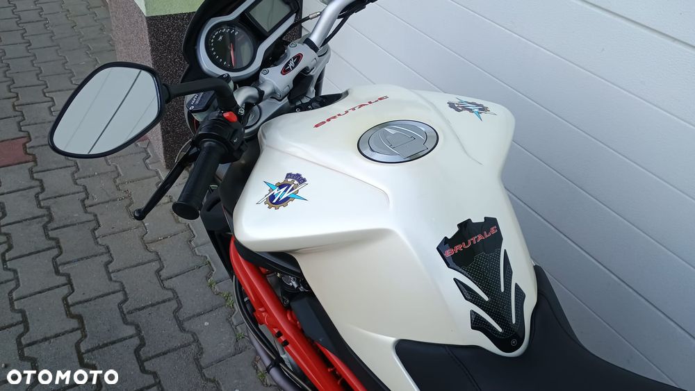 MV AGUSTA Brutale - 12