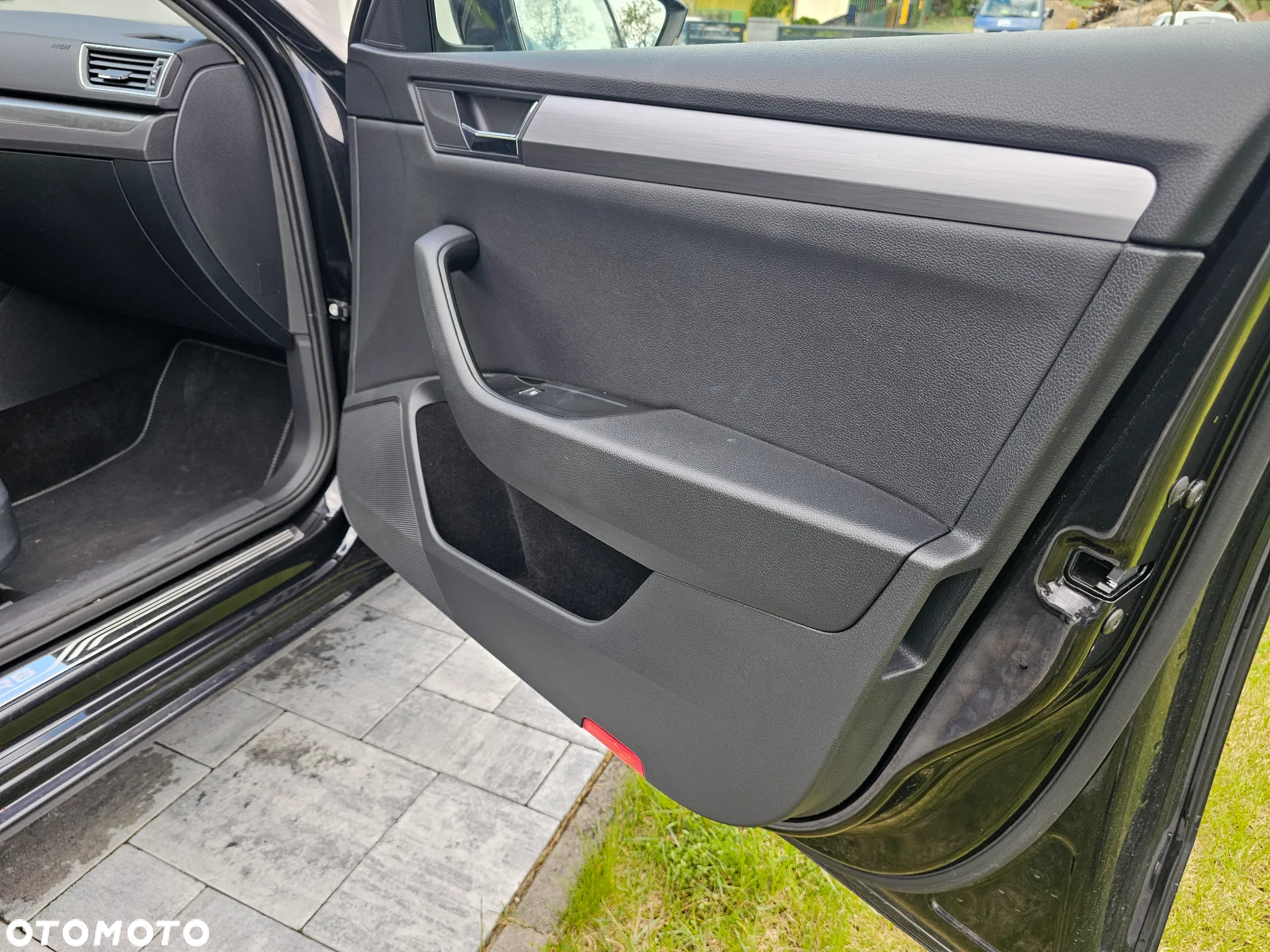 Skoda Superb 2.0 TDI Premium Edition - 15