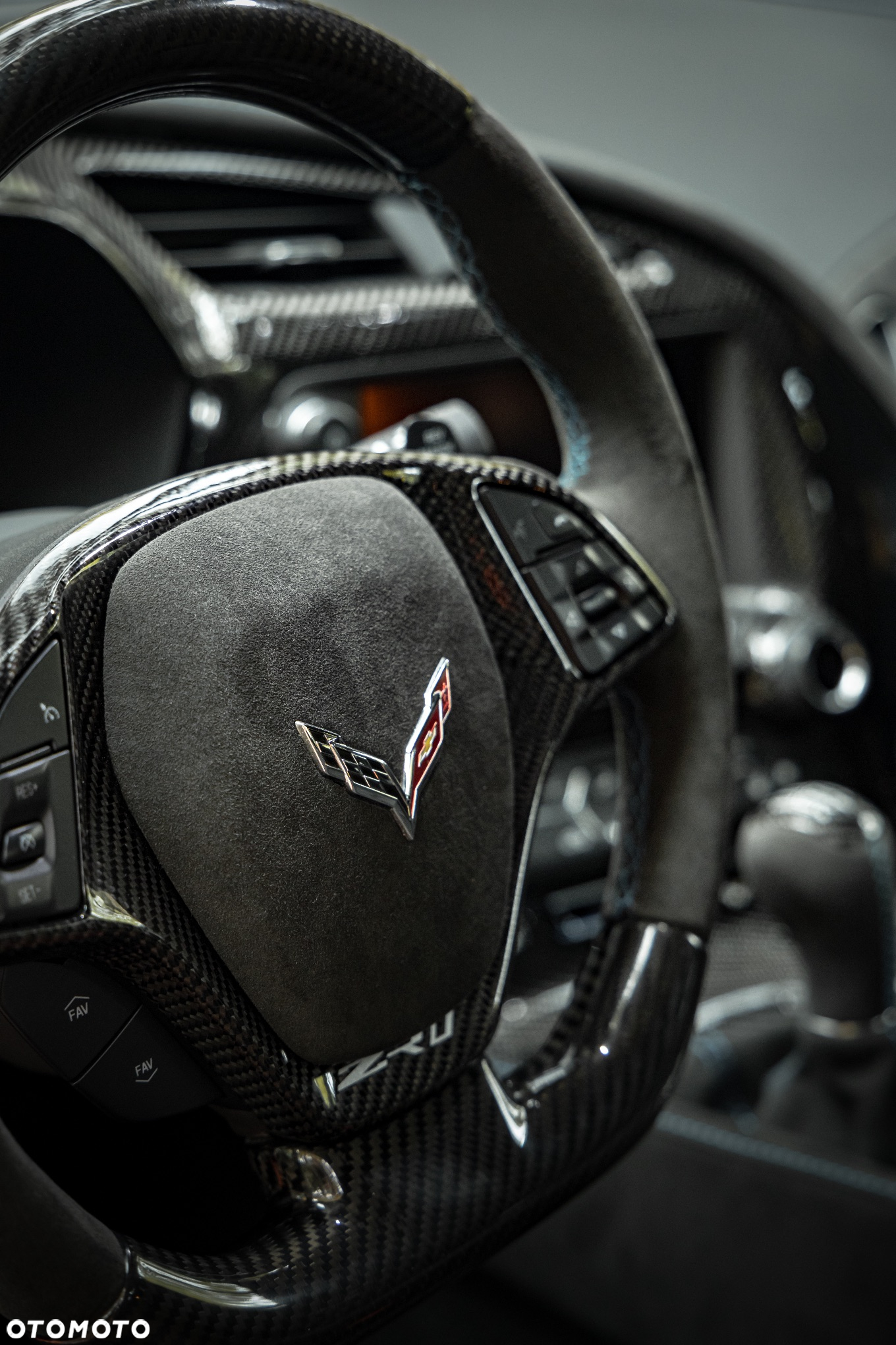 Chevrolet Corvette - 22