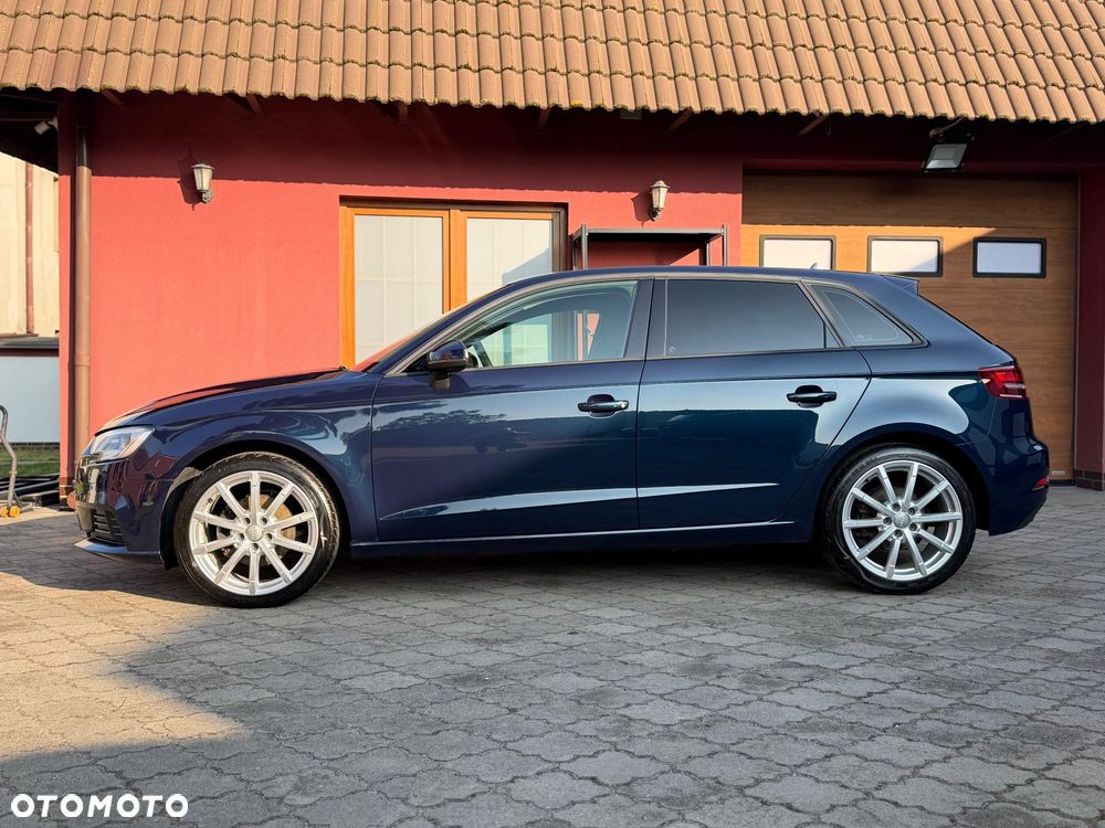 Audi A3 Sportback 2.0 TDI S tronic - 4