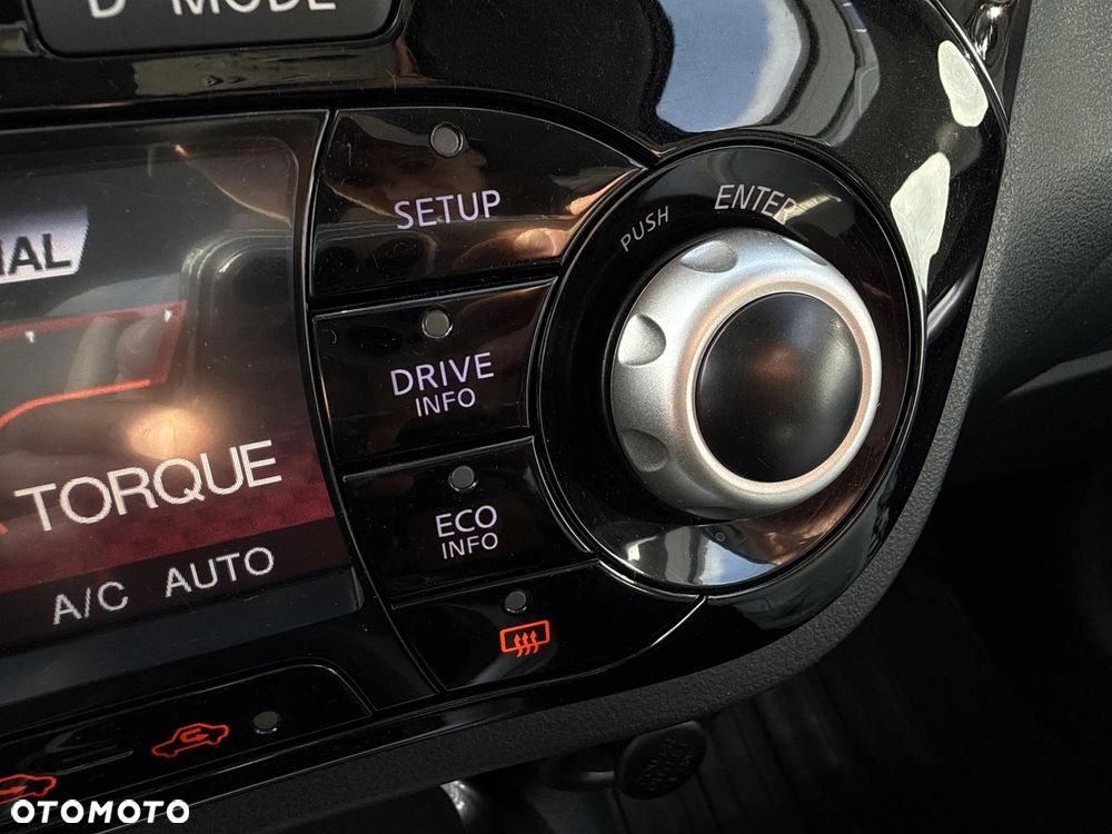 Nissan Juke 1.6 N-Connecta - 35