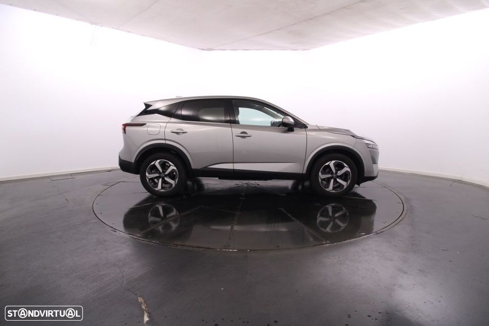 Nissan Qashqai 1.3 DIG-T N-Connecta LED - 10