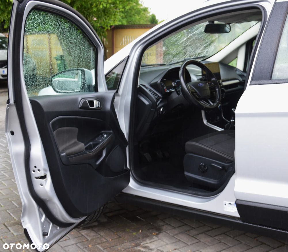 Ford EcoSport - 11