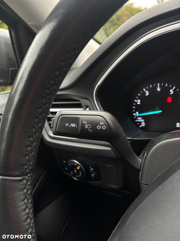 Ford Focus 1.0 EcoBoost STart-Stopp-System TITANIUM - 19