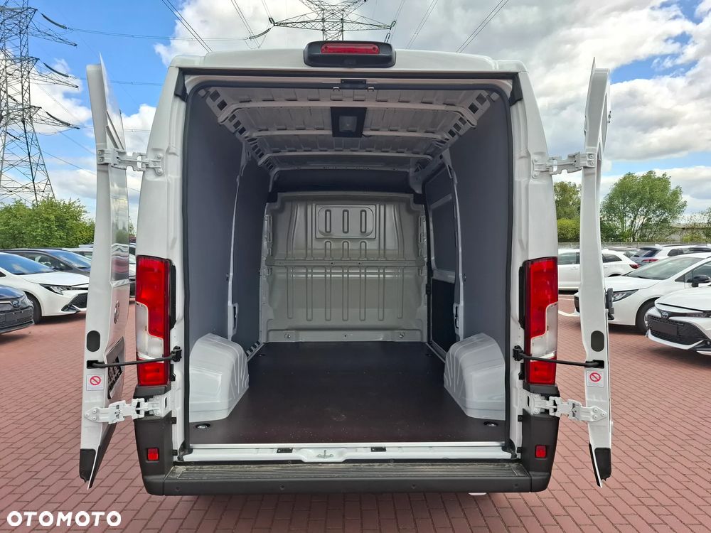 Toyota Proace Max - 13