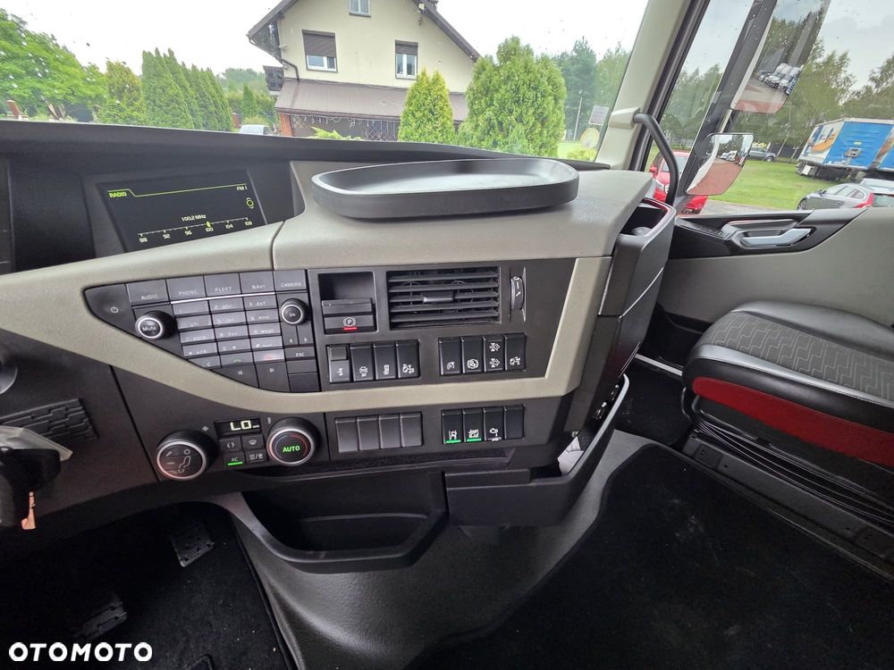 Volvo FH 500 *GLOBETROTTER* RETARDER* KLIMA POSTOJOWA* LODÓWKA* KOŁA 80%* ACC* Z FRANCJI - 13