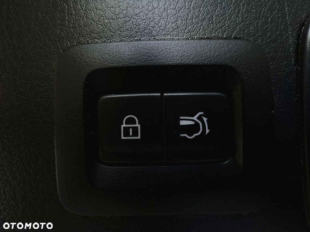 Mazda CX-30 e-SKYACTIV-G 2.0 M HYBRID 150 DRIVE SELECTION - 37