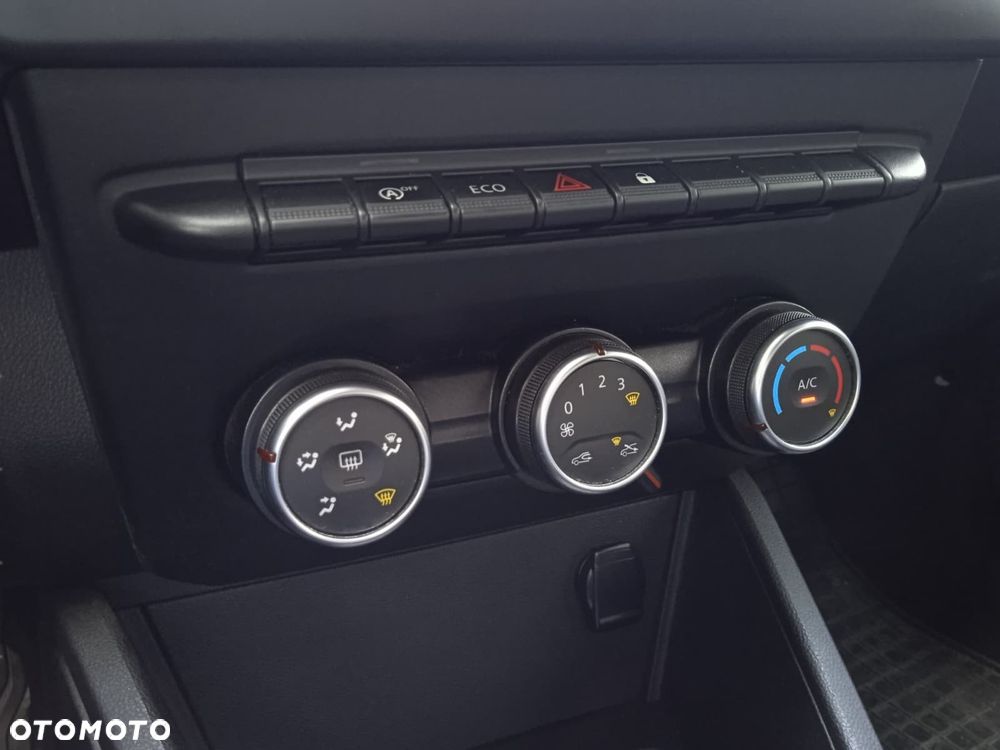 Dacia Duster 1.6 SCe Comfort - 22