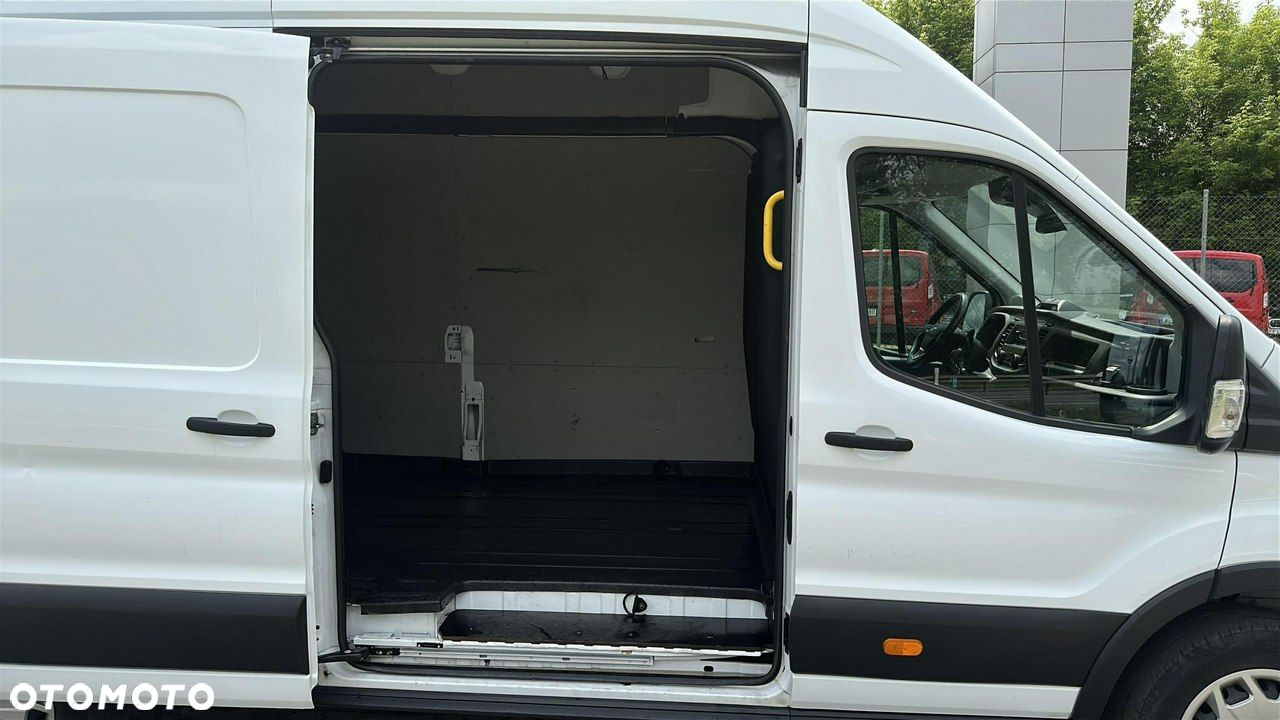 Ford Transit - 22