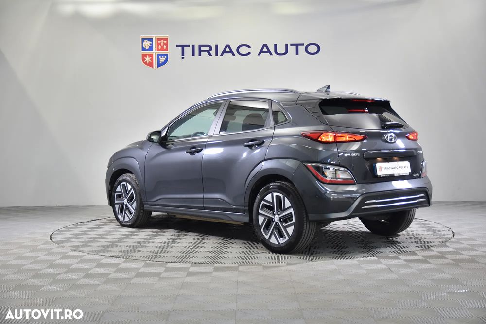 Hyundai KONA - 3
