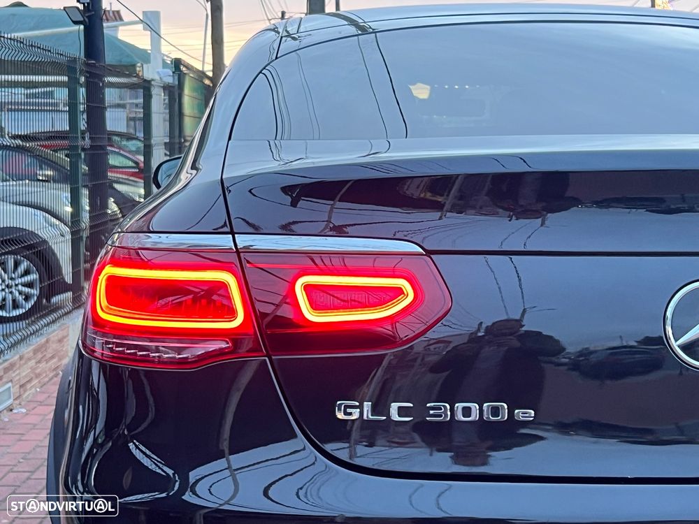 Mercedes-Benz GLC 300 e Coupé 4Matic - 12