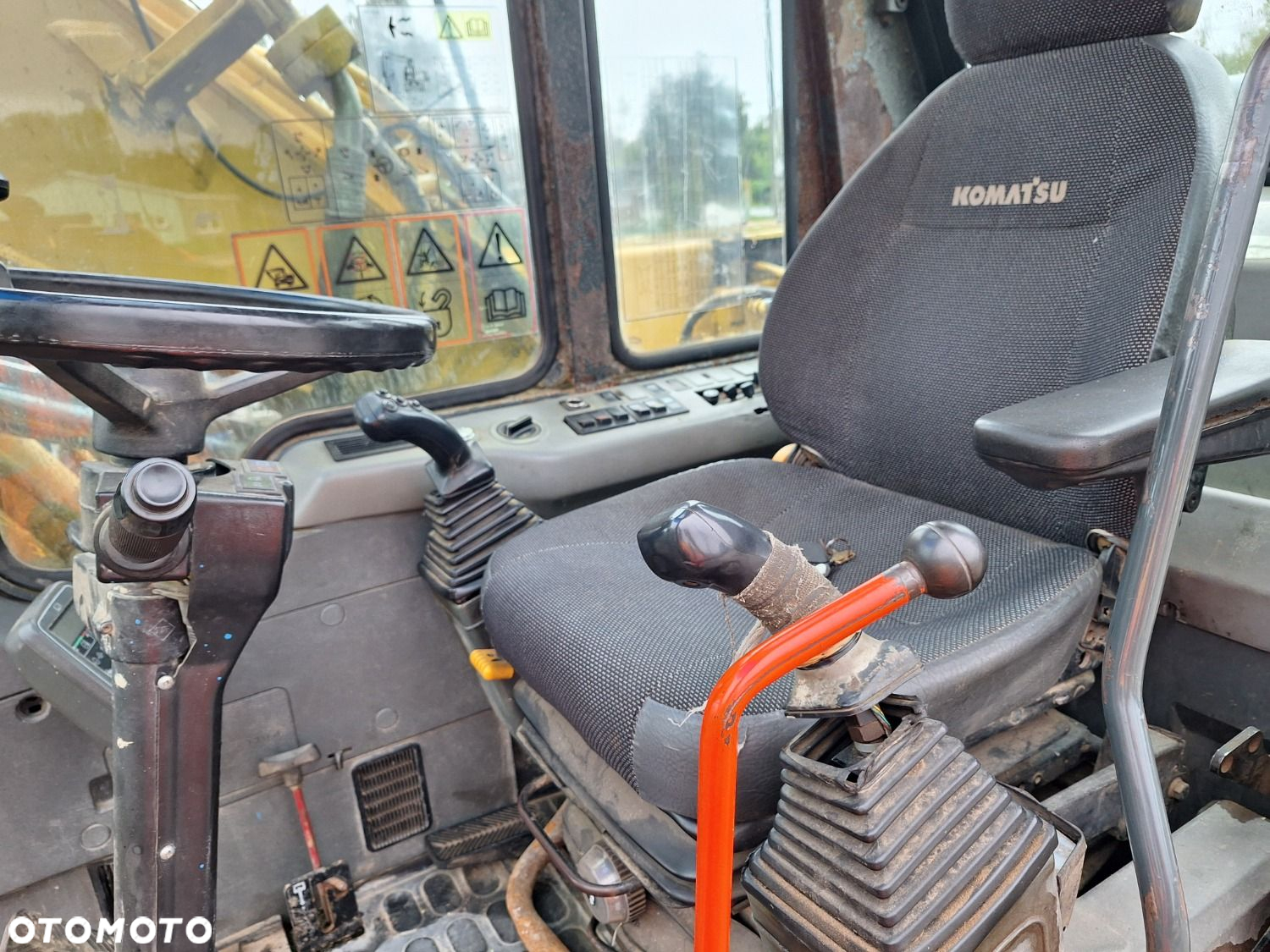 Komatsu Pw170Es-6K 4X4 - 11