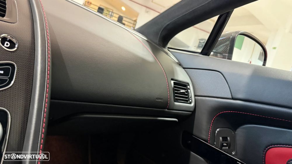 Aston Martin Vantage Coupe V12 S Sportshift 3 - 26