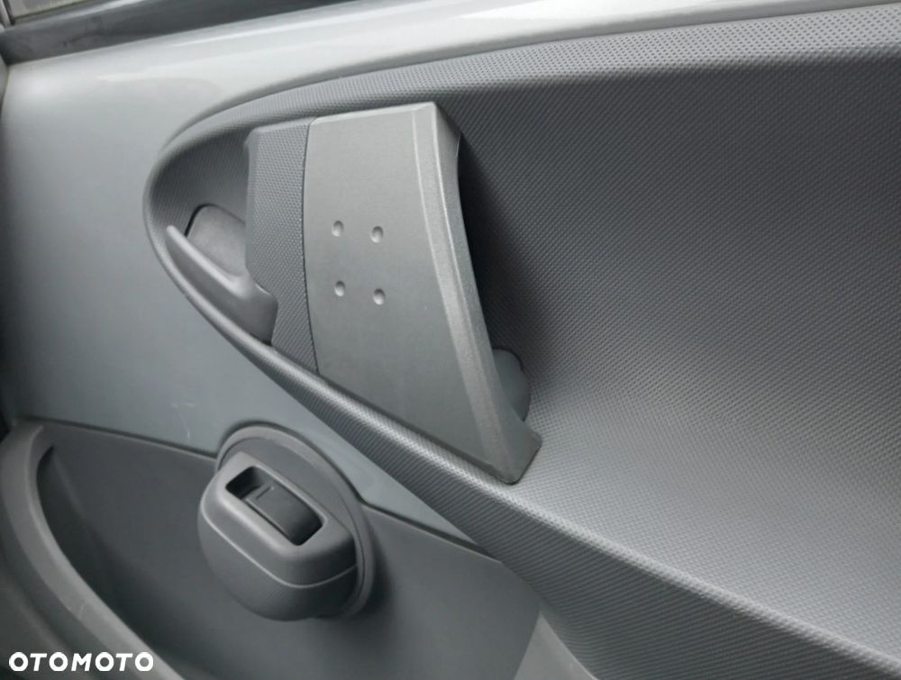 Toyota Aygo 1.0 VVT-i Luna A/C - 17