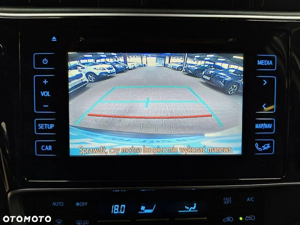 Toyota Auris - 25