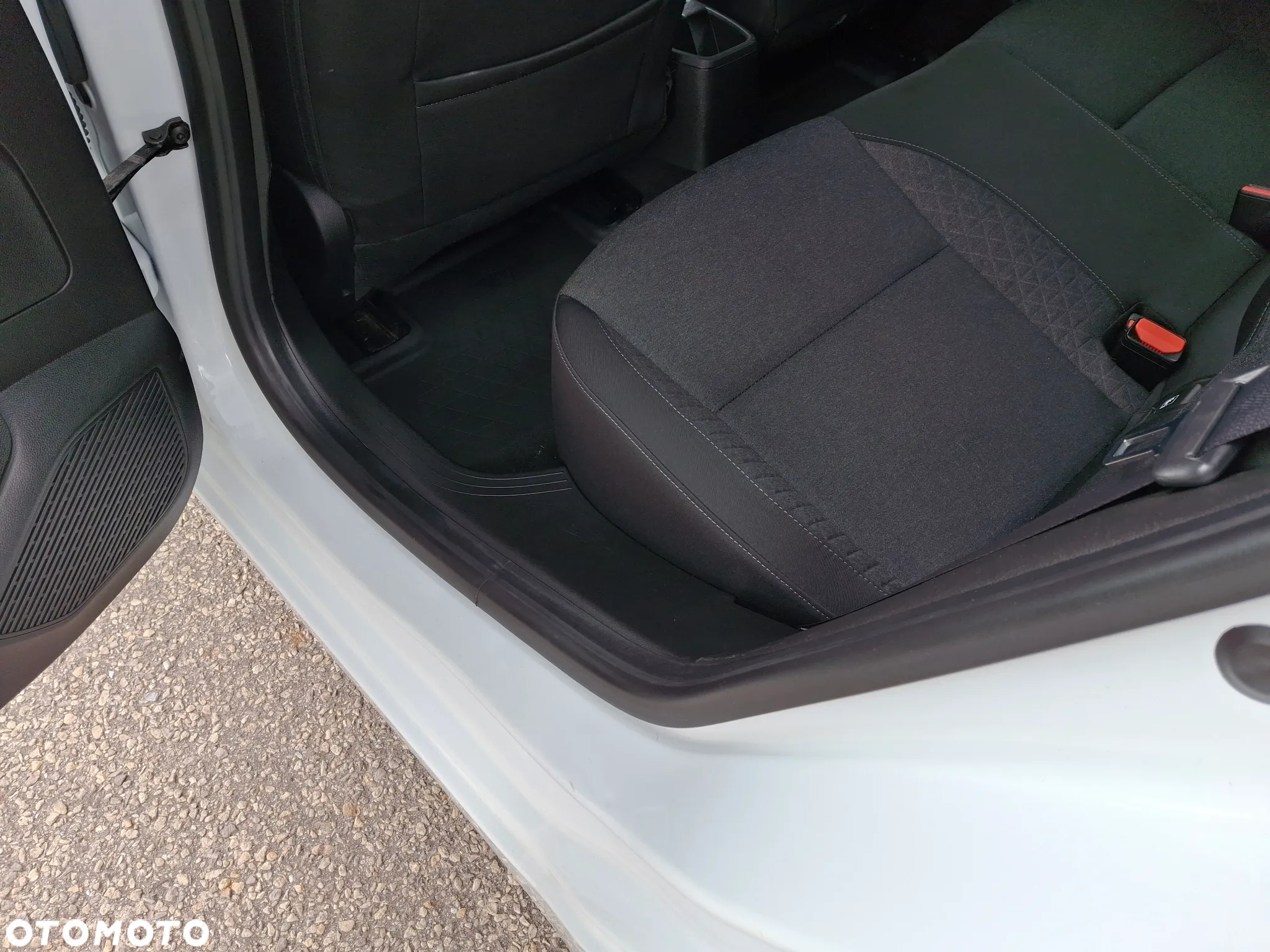 Renault Clio 1.0 TCe Zen - 27