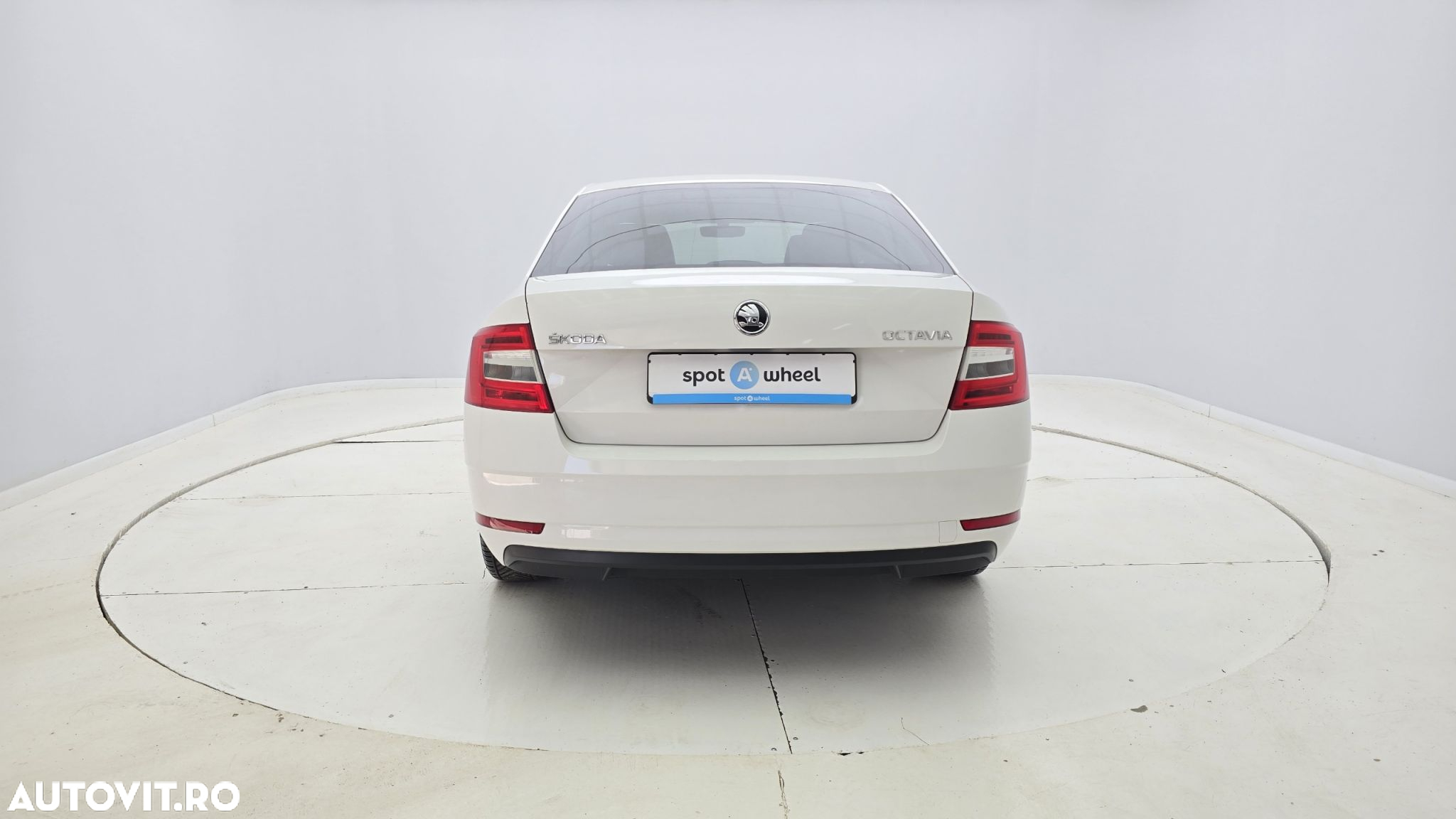 Skoda Octavia 1.6 TDI Ambition - 7