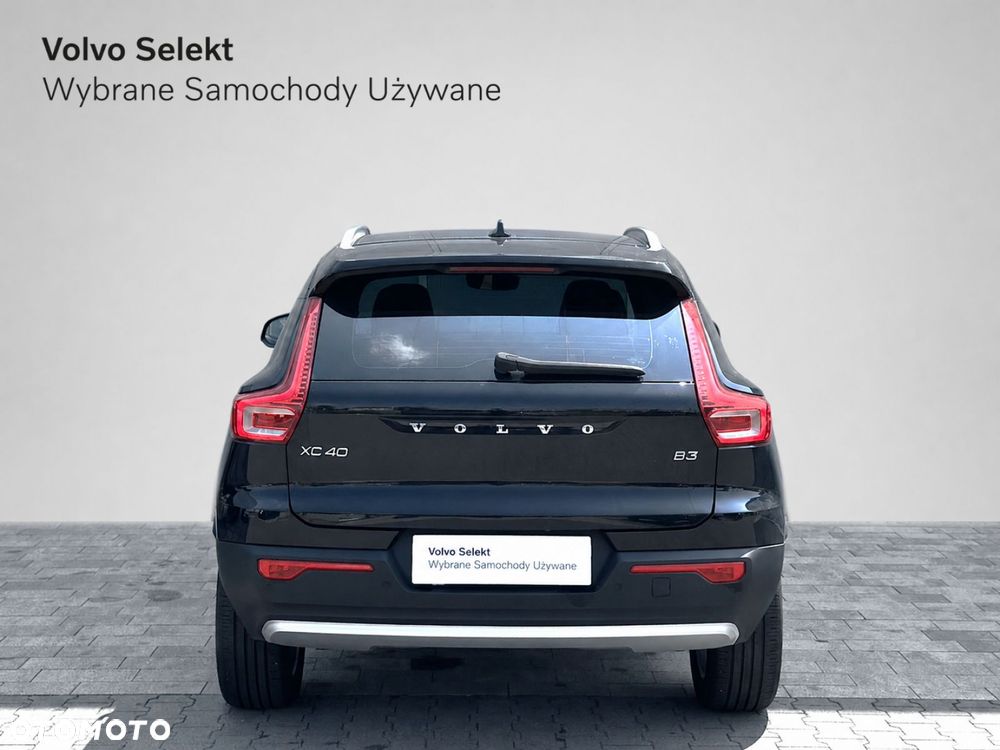 Volvo XC 40 - 9