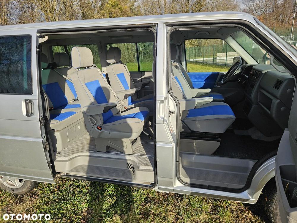 Volkswagen Multivan - 9