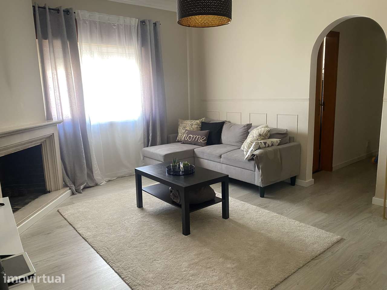 T2 Remodelado | 75 m² | Excelente Luz Natural | Vila Chã - Barreiro - Grande imagem: 2/8
