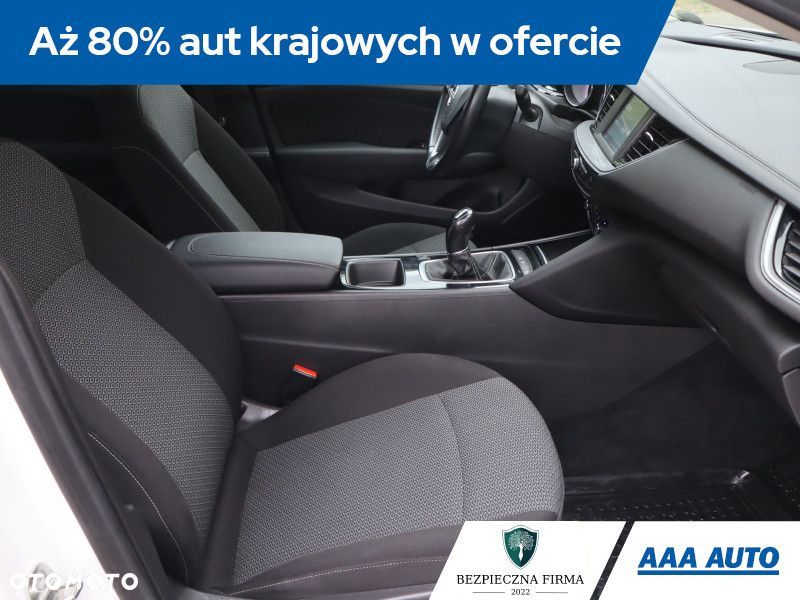 Opel Insignia - 11