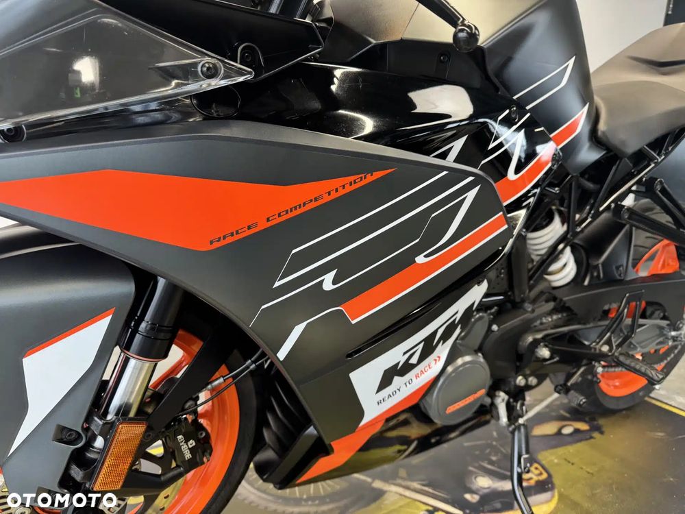 KTM RC 125 - 19