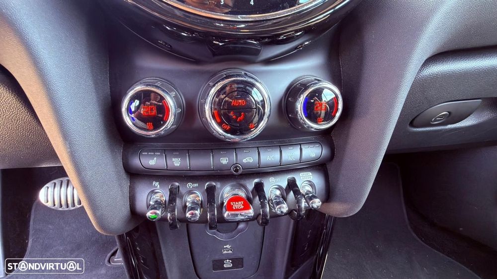 MINI Cabrio John Cooper Works Auto Desportiva - 29