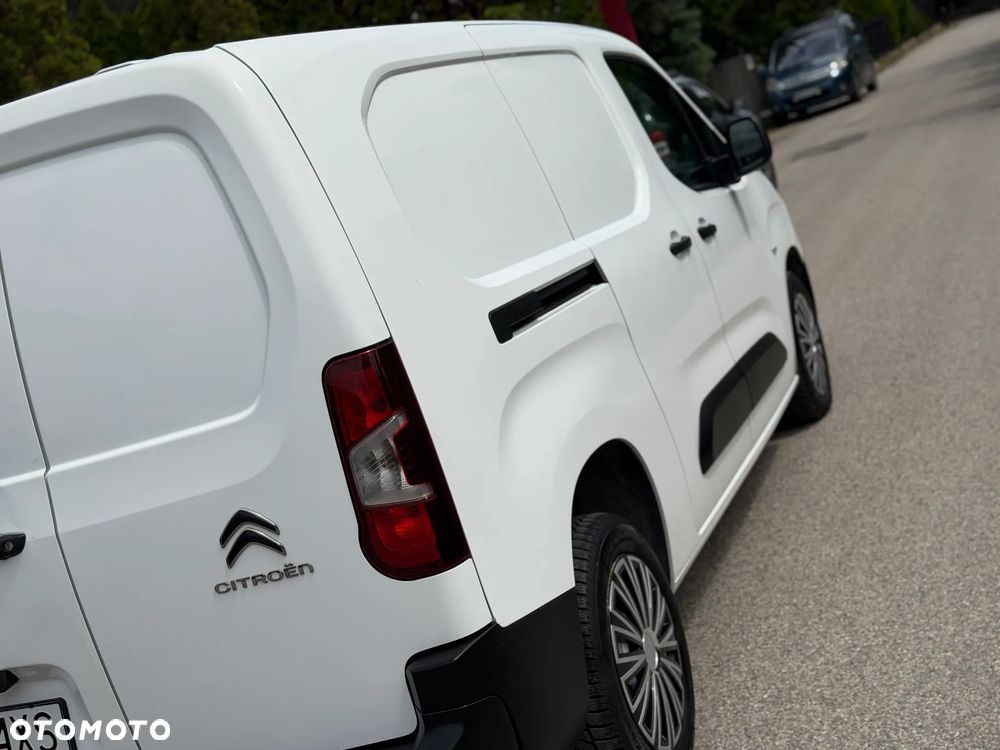 Citroën BERLINGO - 38