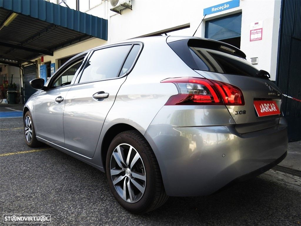 Peugeot 308 1.2 PureTech Style - 2