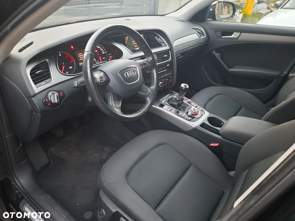 Audi A4 Avant 2.0 TDI DPF Ambiente - 14