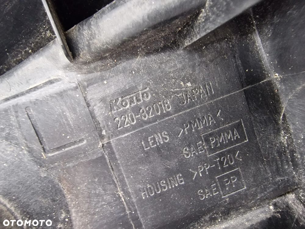 SUZUKI BALENO 95-02 HB LEWA LAMPA TYLNA TYLNIA TYŁ , NR KOITO 220-32018 , NR AUKCJI LMT68 - 7