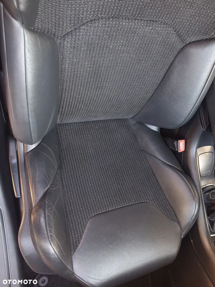 Citroën C5 2.0 HDi Confort Equilibre Navi - 32