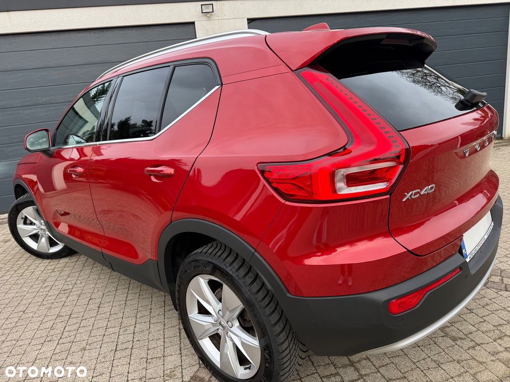 Volvo XC 40 B3 B DKG Plus Dark - 16